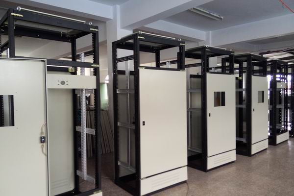 双辽控制箱-3683谈谈控制箱的维护和保养事